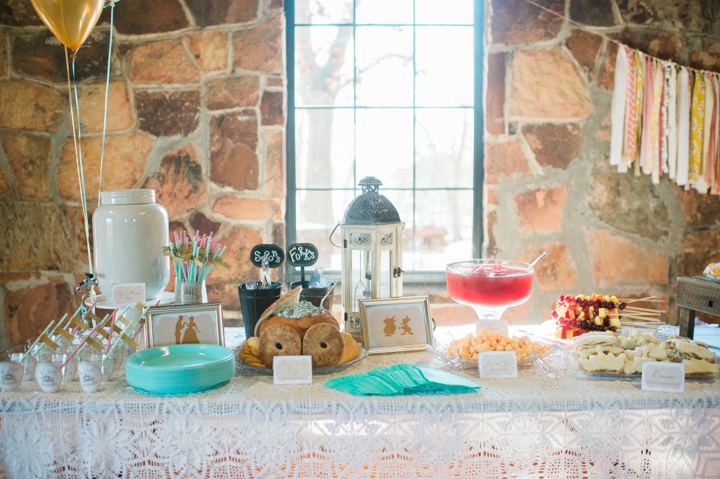 cinderella-birthday-party-inspiration-farm-girl-princess-45