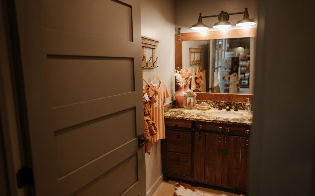 Farm Girl Dressing Room/Bathroom Project